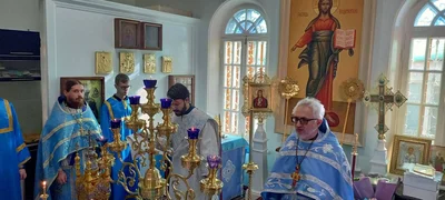 Престольный праздник Покровского храма и принесение ковчега с мощами одиннадцати святых в собор