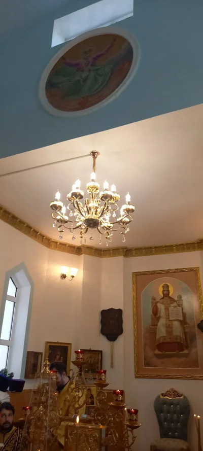 Митрополит Викентий совершил чин великого освящения храма святителя Николая в Джизаке