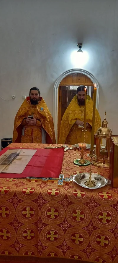 Митрополит Викентий начал посещение южных приходов страны с Литургии в храме Александра Невского Термеза