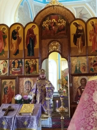 Митрополит Челябинский и Миасский Алексий возглавил всенощное бдение в Свято-Алексиевском соборе