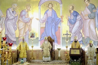 Архиерейские богослужения в Ташкенте: настоятель собора и диакон Михаил сослужили митрополиту Викентию