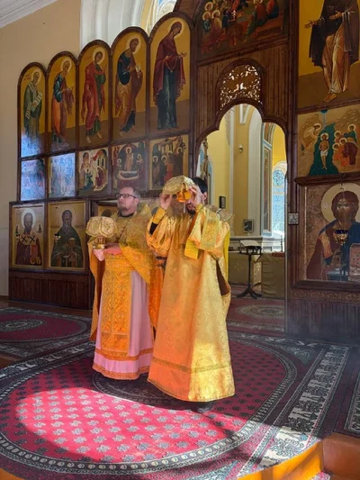 Божественная литургия в день памяти святых покровителей собора