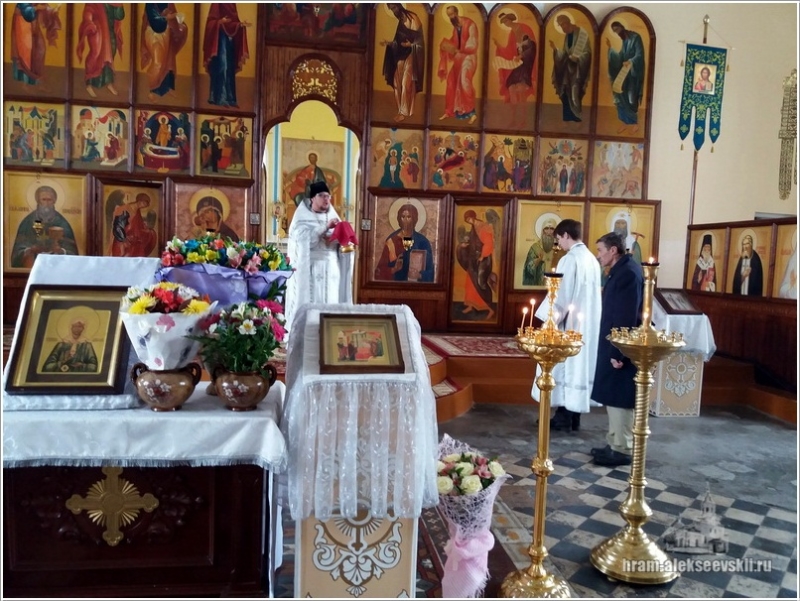 Божественная Литургия в праздник Сретения Господня