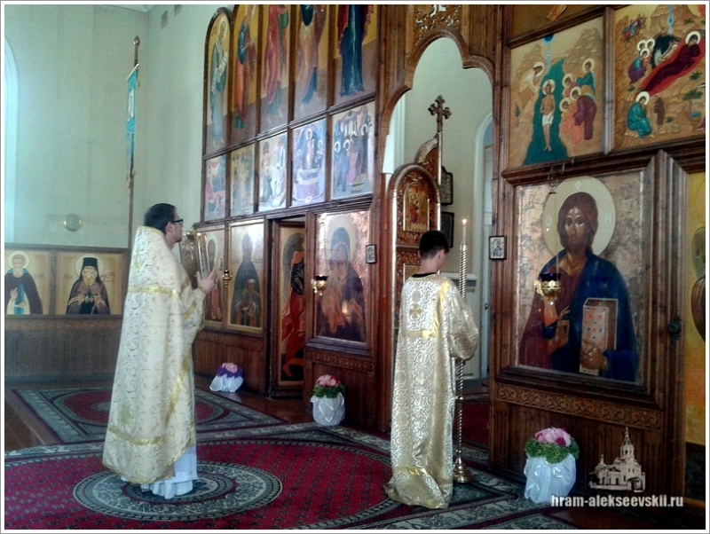 Литургия первоверховных апостолов Петра и Павла