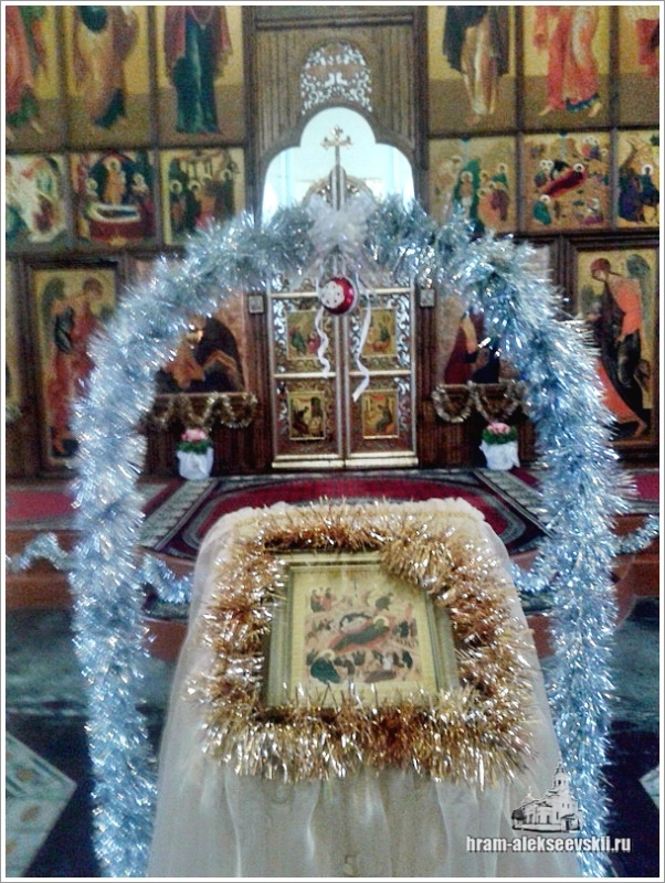 Праздничная литургия в честь Рождества Христова
