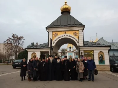 Митрополит Викентий посещает Православную Церковь Молдовы