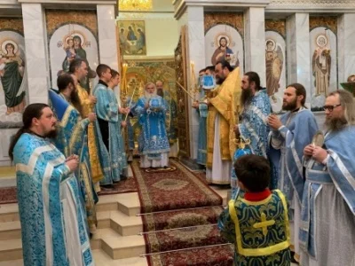 Митрополит Ташкентский и Узбекистанский Викентий, глава Среднеазиатского митрополичьего округа возглавил Божественную литургию в Свято-Никольском кафедральном соборе г. Душанбе