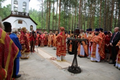 Последними пунктами пребывания паломников на Уральской земле стали Алапаевск и Новотихвинский монастырь в Екатеринбурге