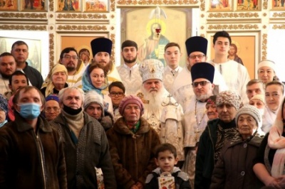 Митрополит Викентий завершил визит в Самарканд, совершив Литургию в Свято-Георгиевском храме