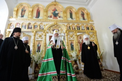 Святейший Патриарх Кирилл посетил храм Архистратига Божия Михаила в Бухаре