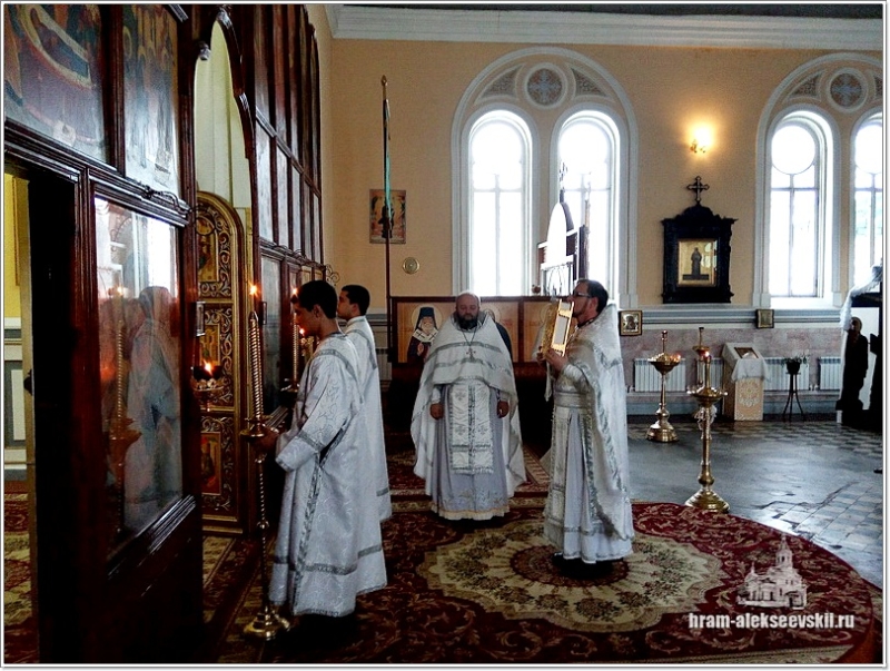 Праздник Обрезания Господня. День святителя Василия Великого.