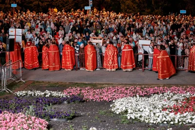 Митрополит Викентий возглавил богослужение в память Царственных страстотерпцев в Екатеринбурге
