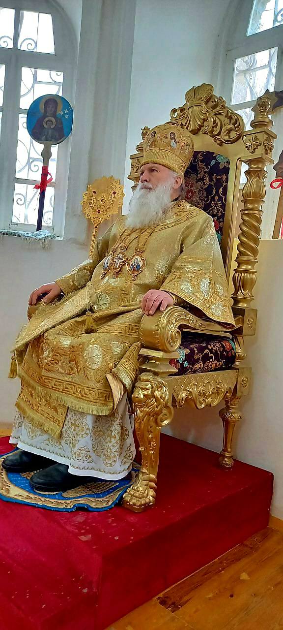 Митрополит Викентий начал посещение южных приходов страны с Литургии в храме Александра Невского Термеза