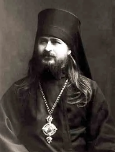 Икона с надписью «СЩМЧЕН АРХИЕПИСКОП ПРОКОПІЙ ХЕРСОНСКIЙ» — святитель изображён в фиолетовой мантии с панагией, благословляющим жестом