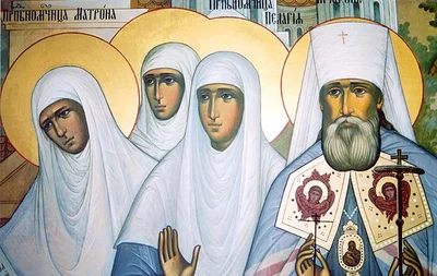Фрагмент иконы с прпмц. Матроной и Пелагией Дивеевскими и архиереем — вероятно отражает связь митр. Серафима с Дивеевской обителью через составленную им Летопись монастыря