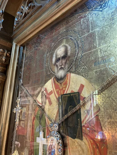 Без чёткой подписи